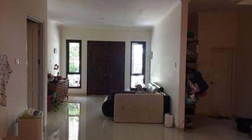 Gambar 4 Dijual Rumah Full Renovasi Sevilla Bsd