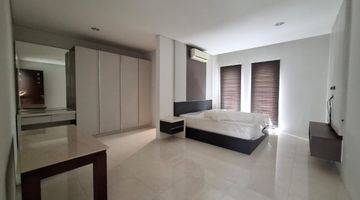 Gambar 2 Di  Rumah Mewah Full Furnished