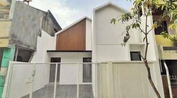 Gambar 1 Rumah Scandinavian 15 menit ke Mall Grand Cakung SHM Free Renov J24319