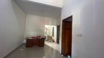 Gambar 3 Rumah 4 KT Free Renov Dekat RS Marinir di Cilandak Siap Huni J26284