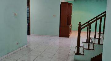 Gambar 5 Rumah Siap Huni dekat mall Puri Indah