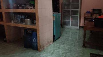 Gambar 3 Rumah Usaha Jalan Raya Panglima Sudirman Wonoasri Madiun