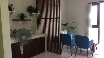 Gambar 5 Rumah 2 Lantai Bagus Furnished Sertifikat Hak Milik di Summarecon Bekasi Cluster Burgundy, Bekasi