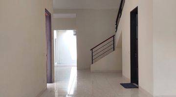 Gambar 2 Dijual Cepat Rumah Siap Huni, At Cluster Newton Gading Serpong