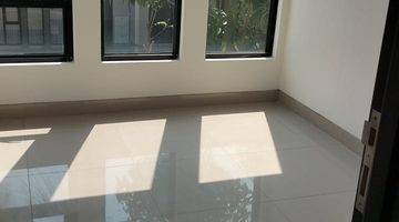 Gambar 3 Rumah Milenial 2 Lantai Dijual Bu Unfurnished Cluster California Pik 2