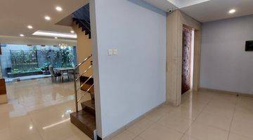 Gambar 1 Rumah Town House Disewakan di CBD Pluit