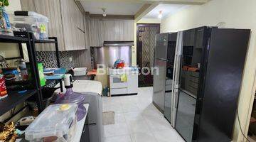 Gambar 2 rumah hook 262m2 full furnished area Citraland, Surabaya barat