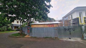tampak depan dijual tanah hoek di sutera