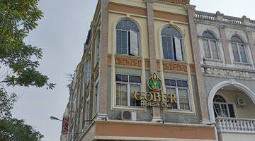 tampak depan dijual ruko paramount tematik hook