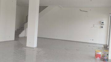 ruang tamu dijual ruko maggiore grande hook