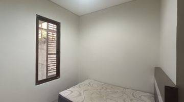 Gambar 4 Disewakan Rumah di Whelford, Greenwich Semi Furnished 55jt/thn nego