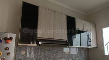 Gambar 1 DIJUAL BU Rumah di Trimezia 2 Lantai Timur Laut FULL FURNISHED