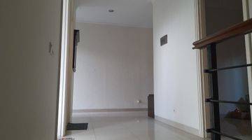 Gambar 4 Dijual Rumah Cluster Chalcedony Phg 2 Lantai Shm Semi Furnished