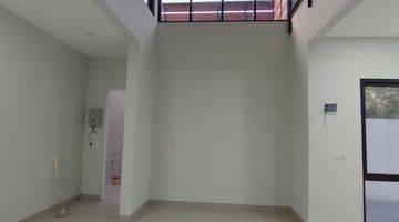 Gambar 4 Rumah 2 Lantai Baru Posisi Hook Siap Huni di Taman Holis Indah 1, Bandung