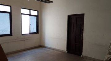 Gambar 4 Ruko 3,5 Lantai, Di Jl Raya Lautze, 8 Kamar,    **wonder