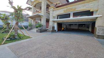 Gambar 2 Dijual Rumah Super Exclusive Area Strategis Di Renon 