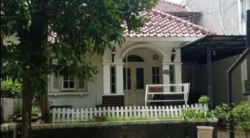 Gambar 1 Rumah dijual di Perumahan Puri Sriwedari Cibubur 