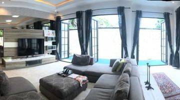 Gambar 4 Rumah Mewah Full Furnished Dengan Private Pool Di De Park BSD 