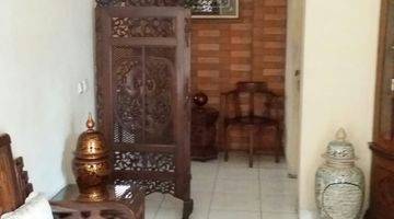 ruang tamu dijual cepat rumah rapi terawat