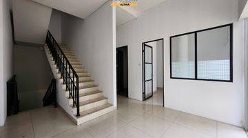 Gambar 4 Perkantoran  4 Lantai Foresta Bussines Loft 1 Startegis Bsd