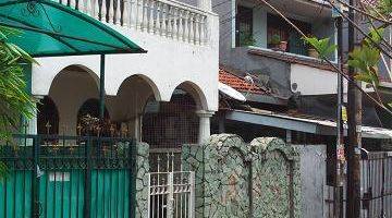 Gambar 1 Rumah 2 lantai di Petojo Jakarta Pusat 