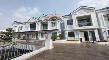 Gambar 4 Rumah BrandNew 3 Lantai Design Double Decker Di Cluster Favorit LAVON Swan City Tangerang.  