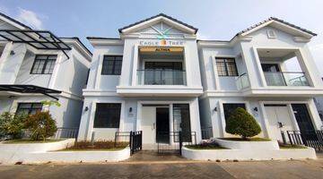 Gambar 1 Rumah BrandNew 3 Lantai Design Double Decker Di Cluster Favorit LAVON Swan City Tangerang.  