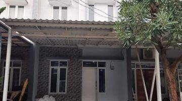 Gambar 2 Rumah Minimalis 2 Lantai Town House Menempel  Graha Raya Bintaro 