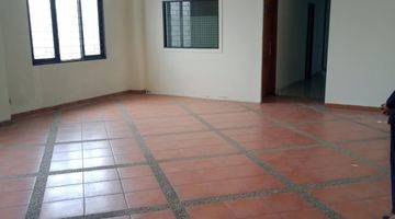 Gambar 5 Rumah Bagus Unfurnished SHM di Buah Batu, Bandung