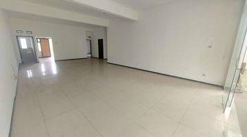 Gambar 5 Rumah Bagus Unfurnished SHM di Setramurni, Bandung