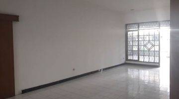 Gambar 3 Rumah Bagus Unfurnished SHM di Batununggal, Bandung