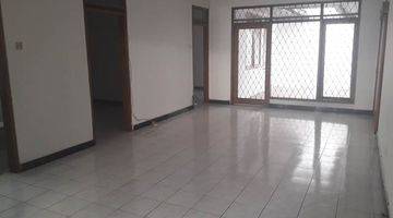 Gambar 1 Rumah Bagus Unfurnished SHM di Batununggal, Bandung