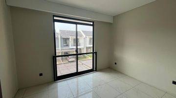 Gambar 2 Rumah Bagus Unfurnished SHM di Kbp Tatar Punawangi , Bandung