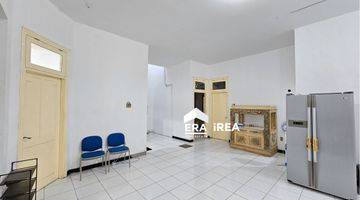 ruang tamu rumah 1 lt siap pakai