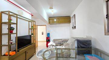 ruang tamu 2 bedroom apartemen di star