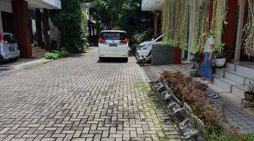 Gambar 3 Rumah dijual 2 lantai di Kavling Taman Palem, Ragunan