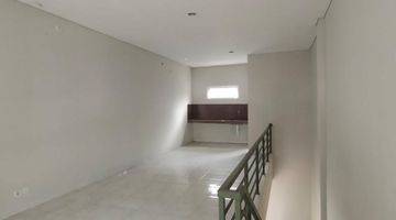 Gambar 3 Ruko sewa di ruko mendrisio square 85,5 m SHM Bagus timur