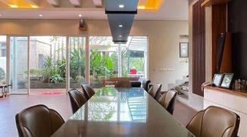 Gambar 3 For Sale Luxurious Tropical House Taman Luas di Antasari Cilandak