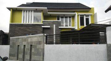 tampak depan jual cepat rumah nyaman setiabudi