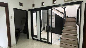 Gambar 3 Hot Deal Sale!! Rumah 2 Lantai Shm Bagus Sayap Sukajadi