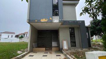 Gambar 1 Dijual Rumah Cluster Taman Simpruk Lippo Cikarang 