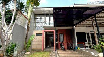 Gambar 1 Dijual Rumah 2 Lantai Cantik Siap Huni 7284   