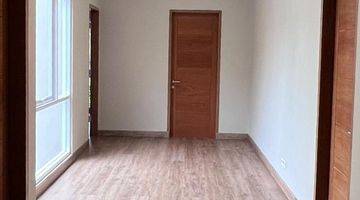 Gambar 3 Rumah Bagus Unfurnished SHM di Tubagus Ismail, Bandung