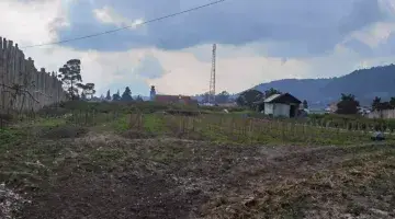 Gambar 3 TANAH TINGGI, VIEW GUNUNG DEKAT HOTEL SINABUNG BERASTAGI.