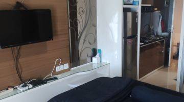 Gambar 2 Apartemen Studio Furnished Orchard Pakuwon Mall nyaman Strategis 