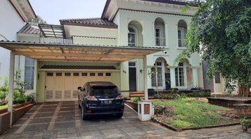 Gambar 1 Rumah 2,5 Lantai Full Furnish, Bagus, Siap Huni di Giri Loka