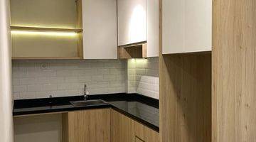 Gambar 1 Dijual Rumah Dua Lantai Furnish North West Lake Citraland Surabaya 