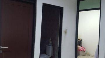 Gambar 4 Dijual Rumah 2LT Minimalis Bagus di Metland Ujung Menteng Cakung Jaktim 