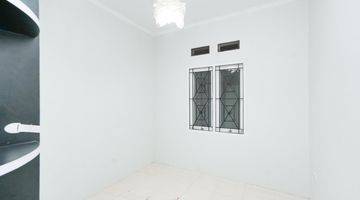 Gambar 2 Rumah Hook Luas 10 menit ke Trans Studio Mall Cibubur Semi Furnished Bisa Nego J19712