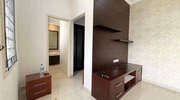 Gambar 4 Best Deal Disewakan Rumah Emerald Gading Serpong Furnished 